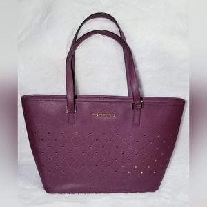 Michael Kors Jet Set Tote